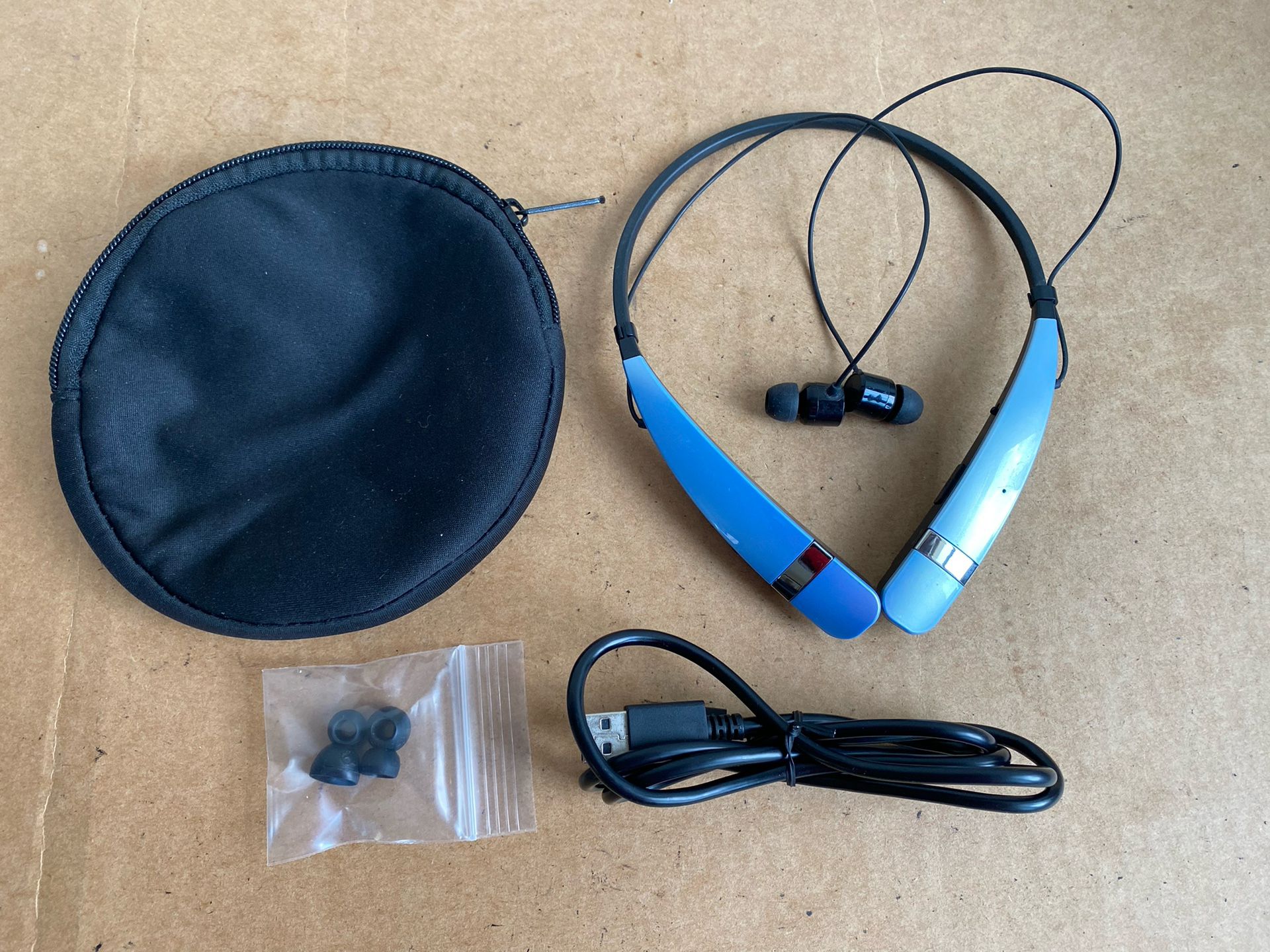 LG Tone platinum HBS-760 Bluetooth Headphones