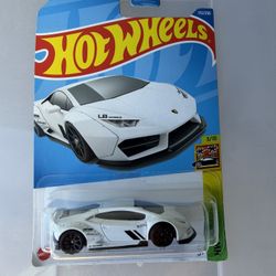 Hot Wheels LB Works Lamborghini Huracan Coupe White 1:64 Diecast Car