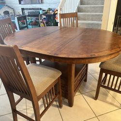 Counter Height Table Set W/ 4 Chairs 