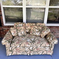 Florida Beach Style Love Seat 