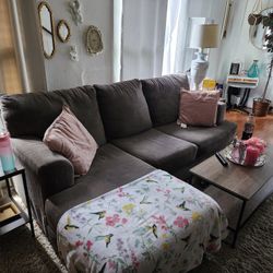 Loveseat Sectional With Reversable Chaise