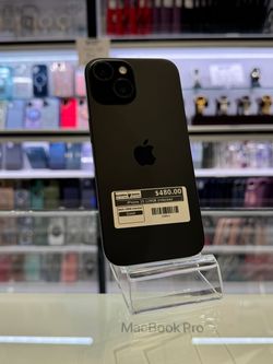 iPhone 15 128GB Unlocked Pre-owned