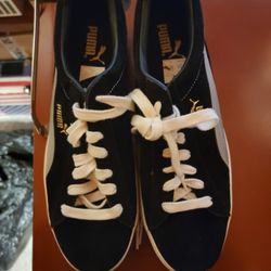 black suede old school puma