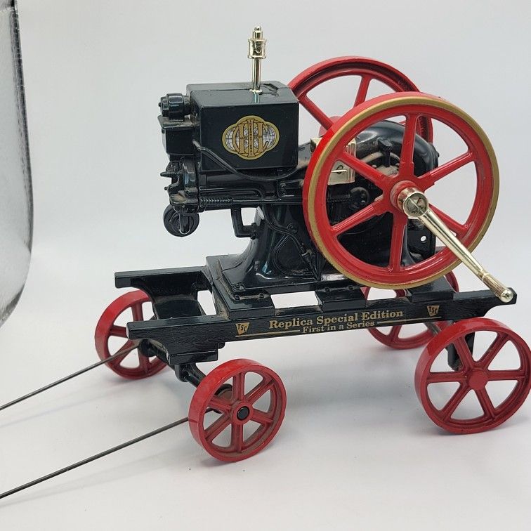 1991 ERTL McCormick Deering Model M Engine International Harvester E2