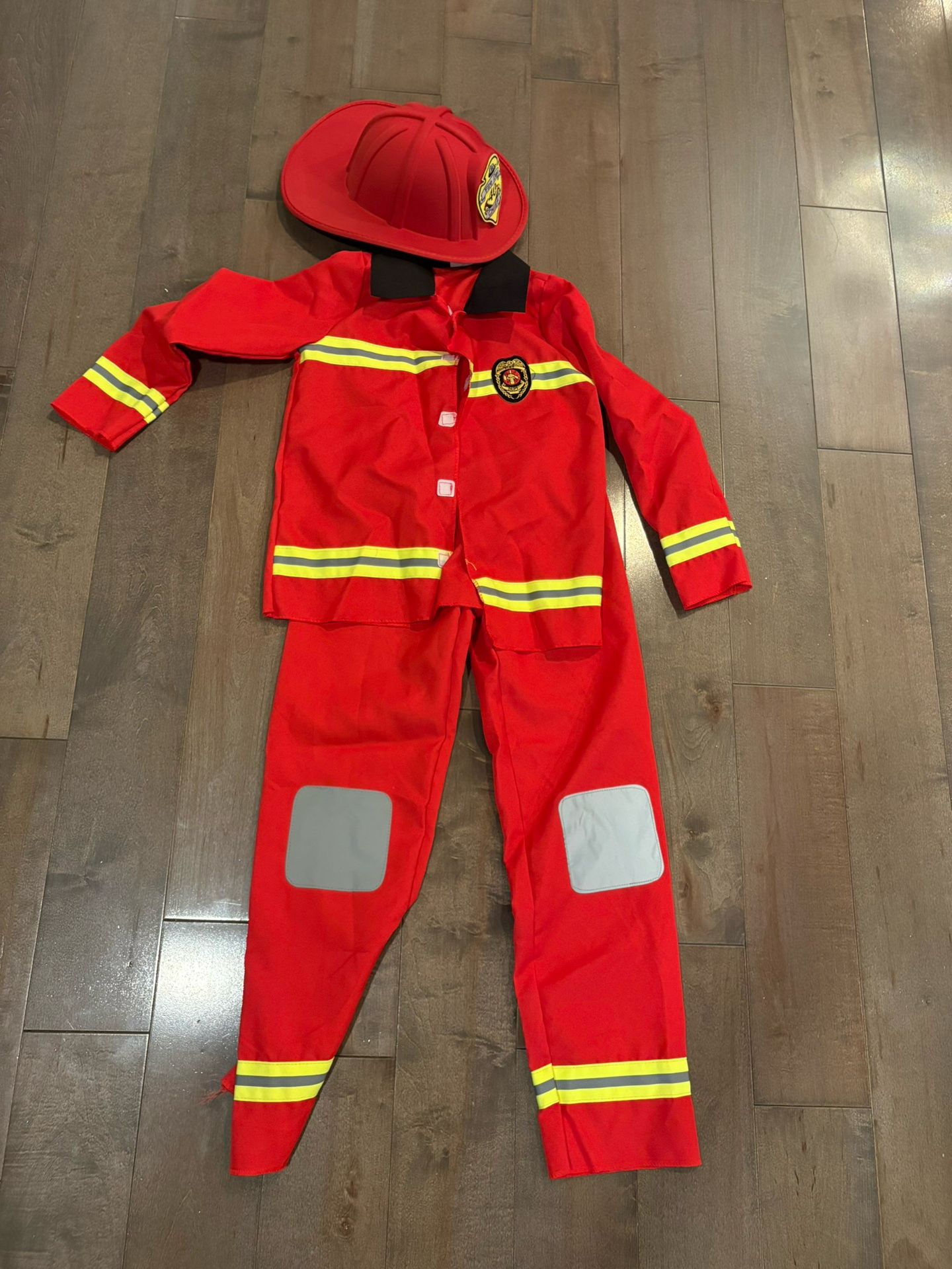 Boys (8-10) Fireman Halloween Costume 
