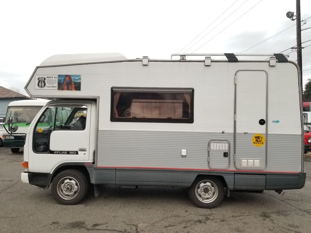 Nissan Atlas Camper 4x4 diesel 1992