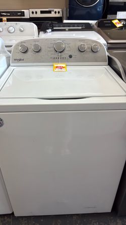 Like new Whirlpool washer top loader