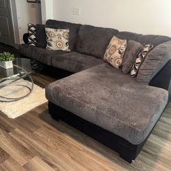 Modern Gray Couch & Glass Coffee Table Set – Great Condition!