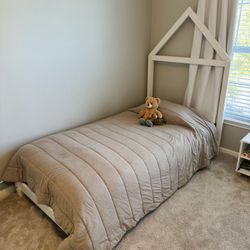 Cute House Frame Headboard Twin — 2 Available!