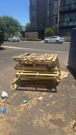 Free Pallets (see description)