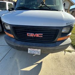 Parts Van.       Firm Price Will Ignore 2006 Gmc Savanna  V6  Parts Sell Complete 