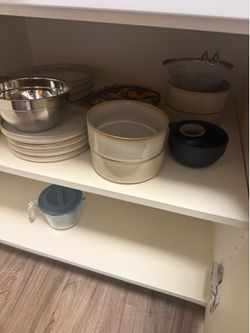 Free Dishes / Everything In Pictures Included / Must Pick Up Today
