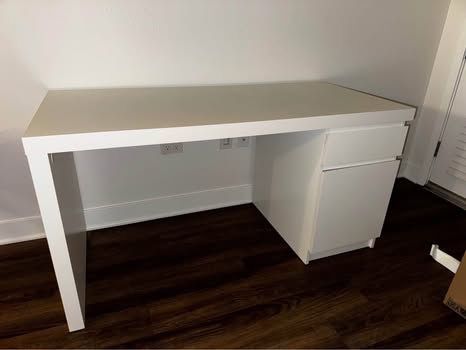 White Desk