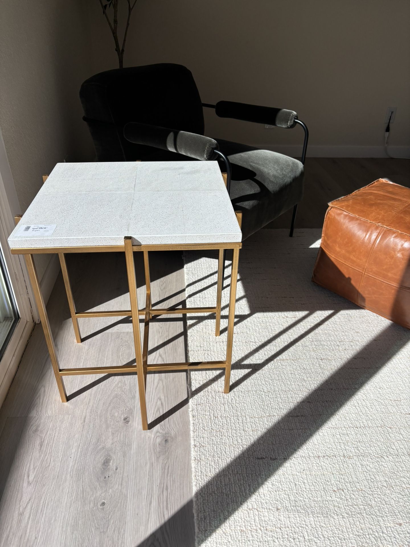 Mid Century Modern Accent Table for Sale in Scottsdale, AZ - OfferUp
