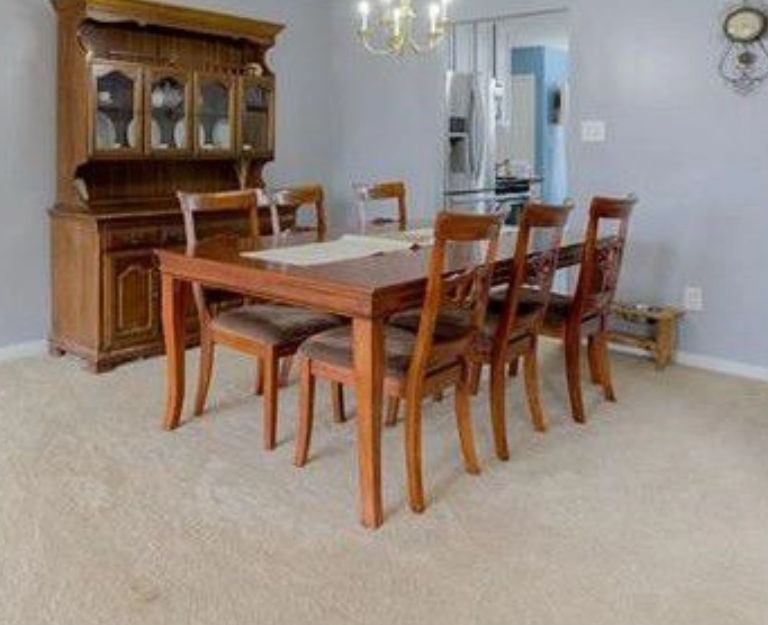 Dining table 6 chairs & extension