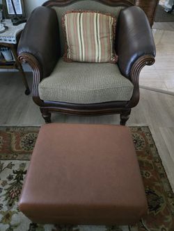 CLUB CHAIR & OTTOMAN