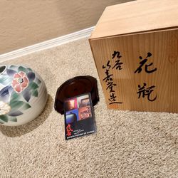 Vintage Kutani ware Japanese vase- near IKEA