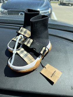 Burberry Size 23 Kids