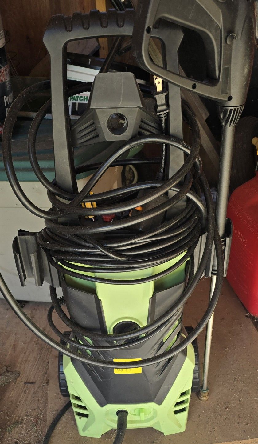 3100 Psi Pressure Washer Used 2x