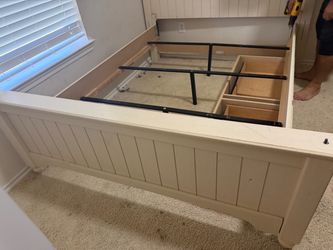 Bed frame at 45$