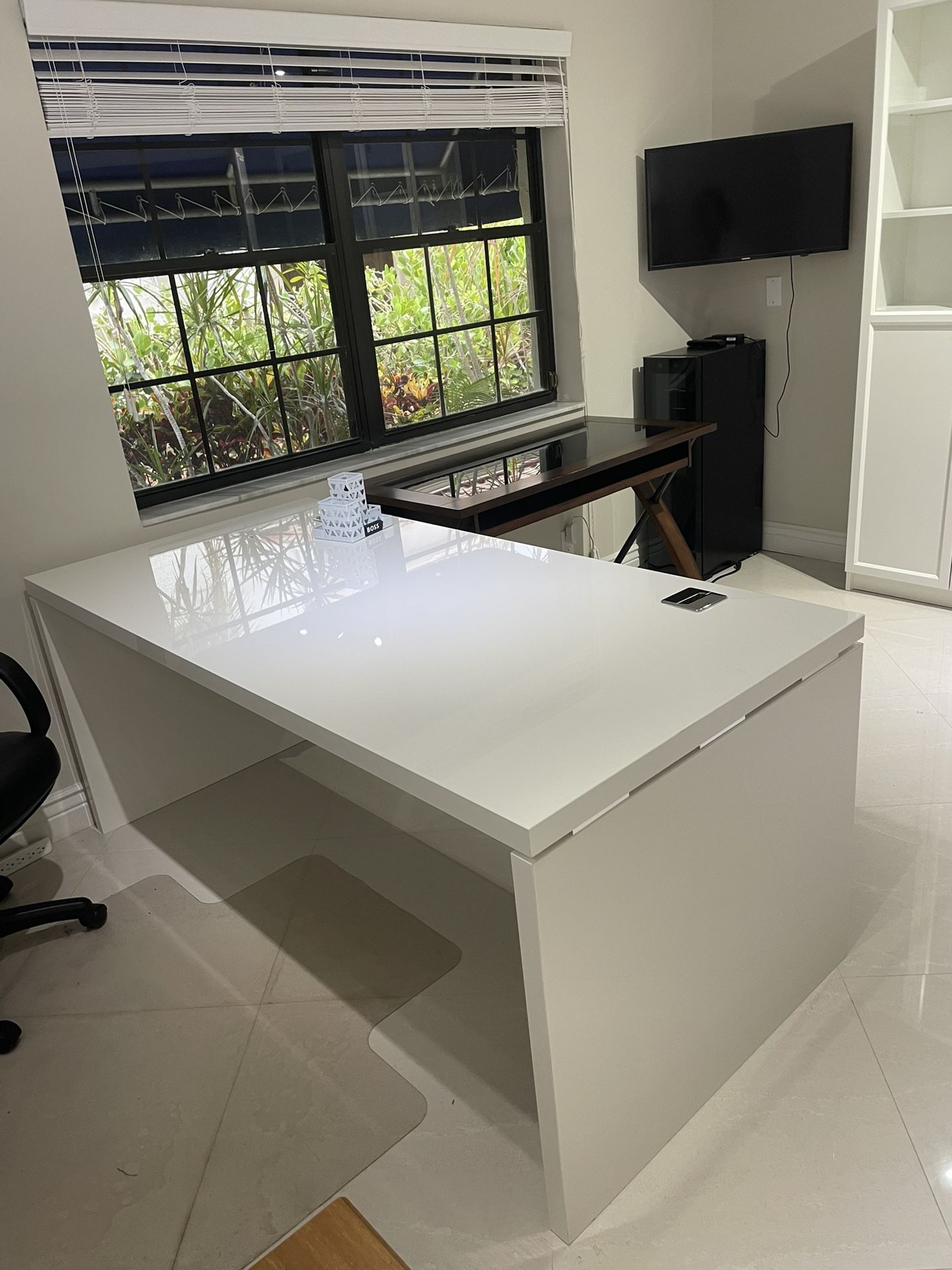 White Executive Desk