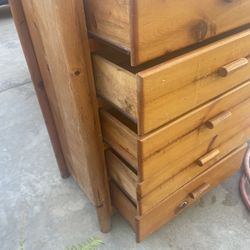 Wood Chest 