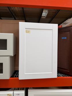 White upper kitchen cabinets