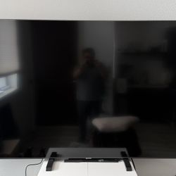 Samsung 85 Inch TV + Wall Mount