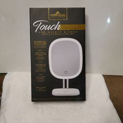 Touch HIGHLIGHT LED Makeup Mirror. NIB 