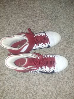 2 pairs cleats
