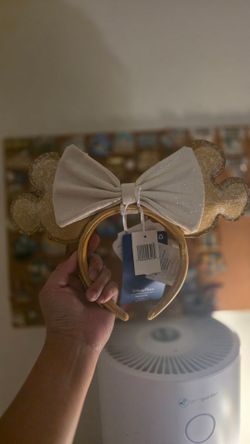 NWT Loungefly Beignet Ears