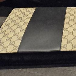 Gucci Clutch 