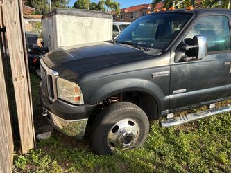 2006 Ford F-350 Super Duty Super Cab