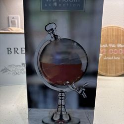 Globe liquor Dispenser 