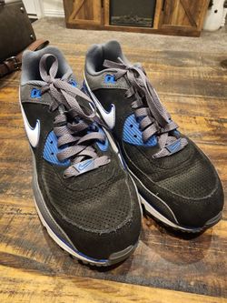 NIKE AIR MAX SIZE 7.5 NEW CONDITION