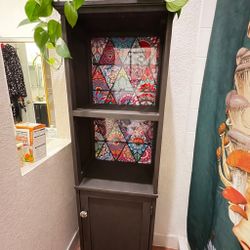Bathroom cabinet 