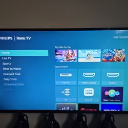 Flat TV Lot (3) with Mounts