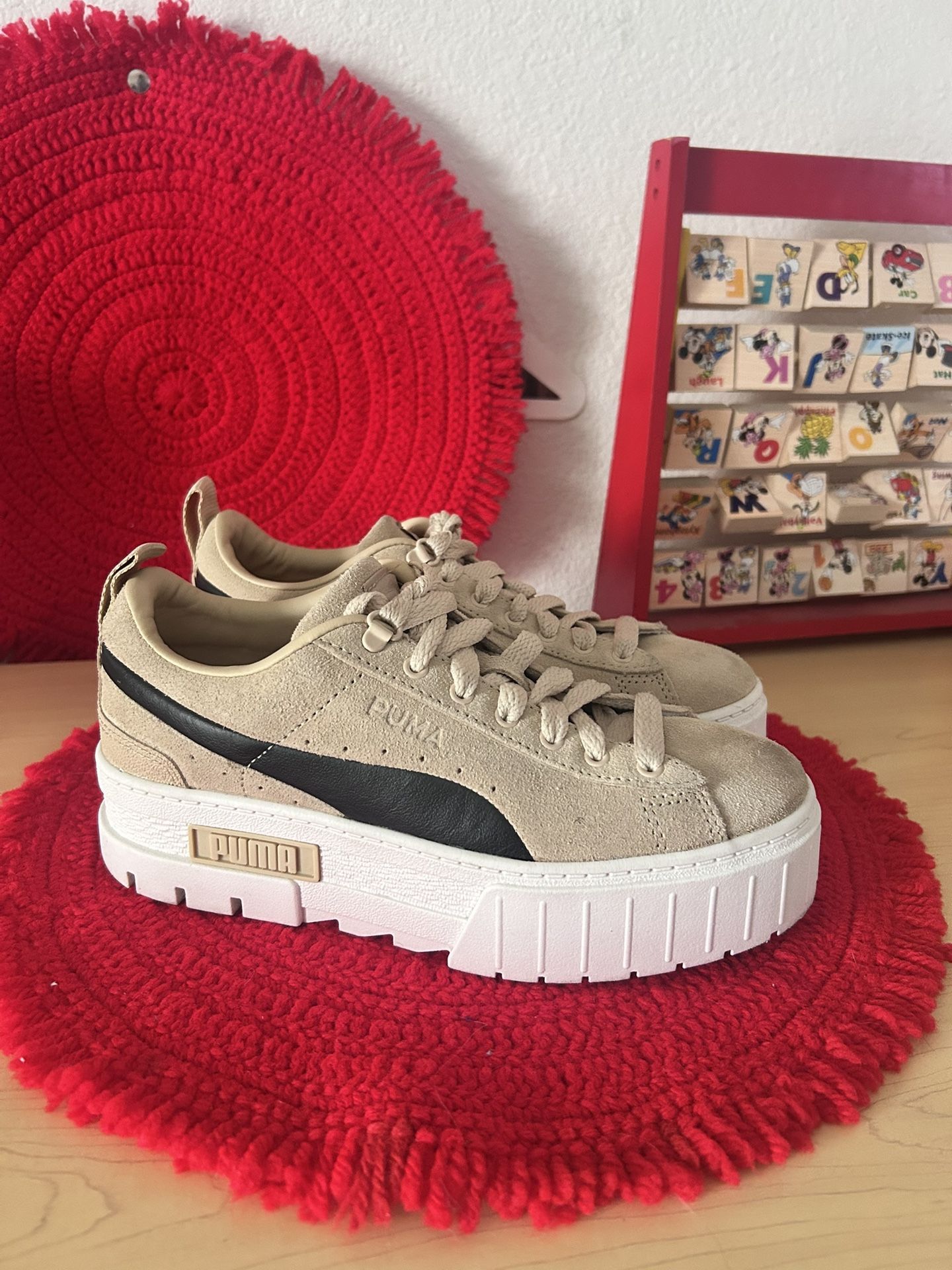Puma Platform Of White Sneakers Size 6.5