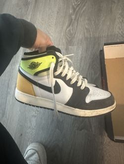 Jordan 1 Volt