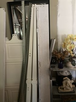 Raymor and Flanigan white4 poster bed