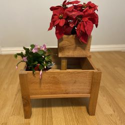cedar planter 