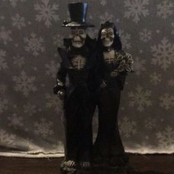Skeleton Bride And Groom 