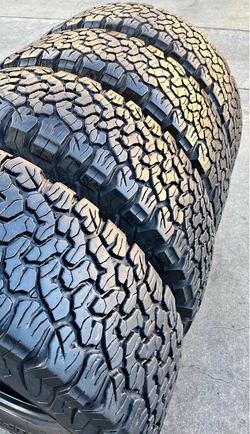 Vendo un set de llantas marca Bfgoodrich 275/70/18 con un 80% de vida las 4