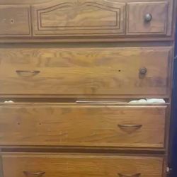 Sony 32” TV + Wardrobe Cabinet / Televisor Sony 32” + Gabinete de Ropa - $120 - Free Delivery in Long Beach / Entrega Gratis en Long Beach 