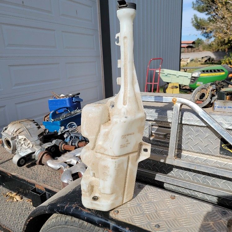 2010-2015 Chevy Camaro  Windshield Washer Bottle 