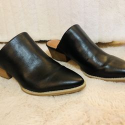 Universal Thread Heels 