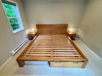 Tatami Room Solid Wood King Bed Frame + Side Tables + Under-Bed Drawers – Honey Oak, No-Fastener Design