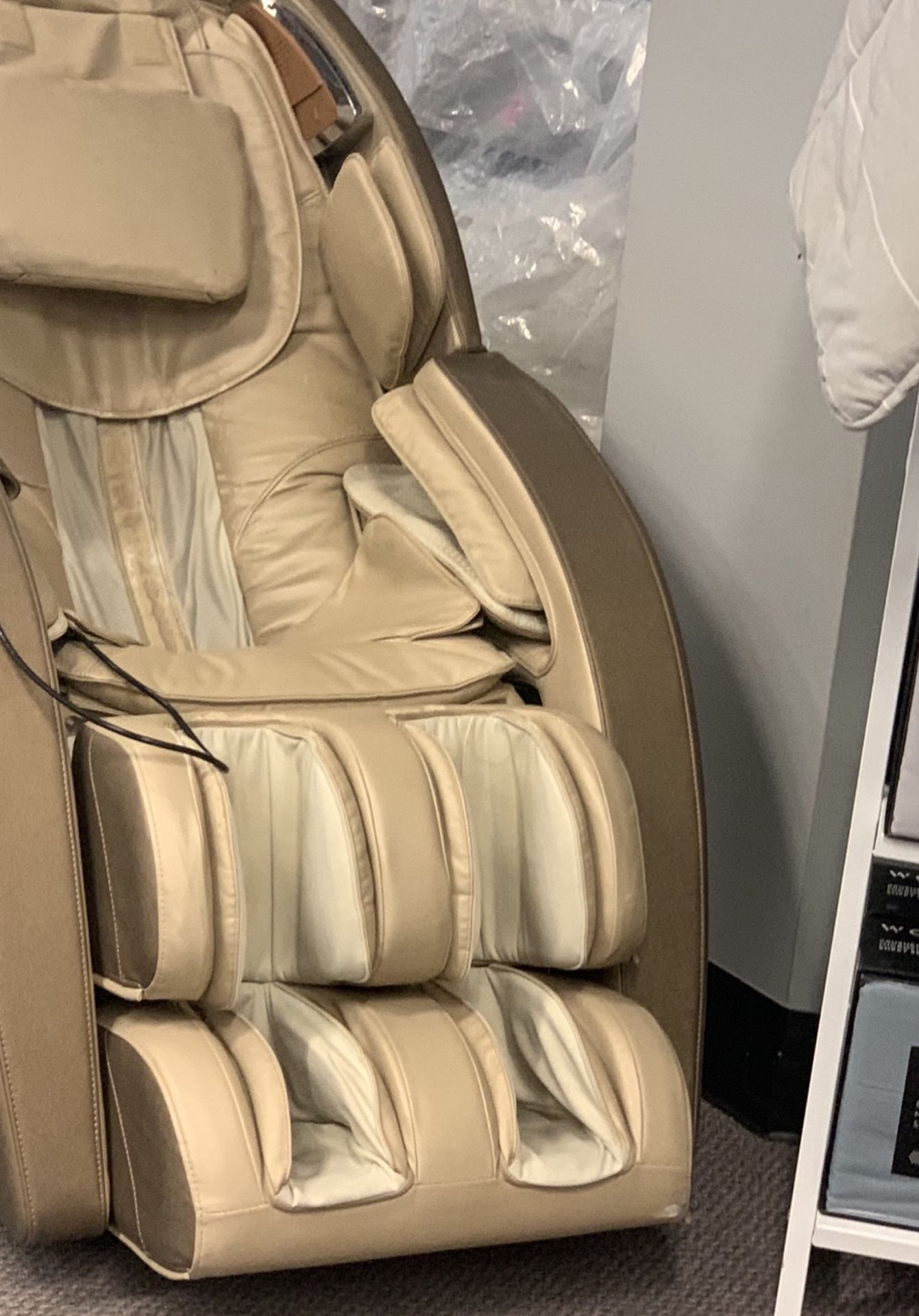 Infinity Genesis SE Massage Chair