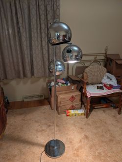 Mid-Century Modern Chrome 3-Light Eyeball Floor Lamp Koch and Lowy