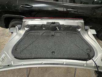 2012 Dodge Challenger Trunk lid
